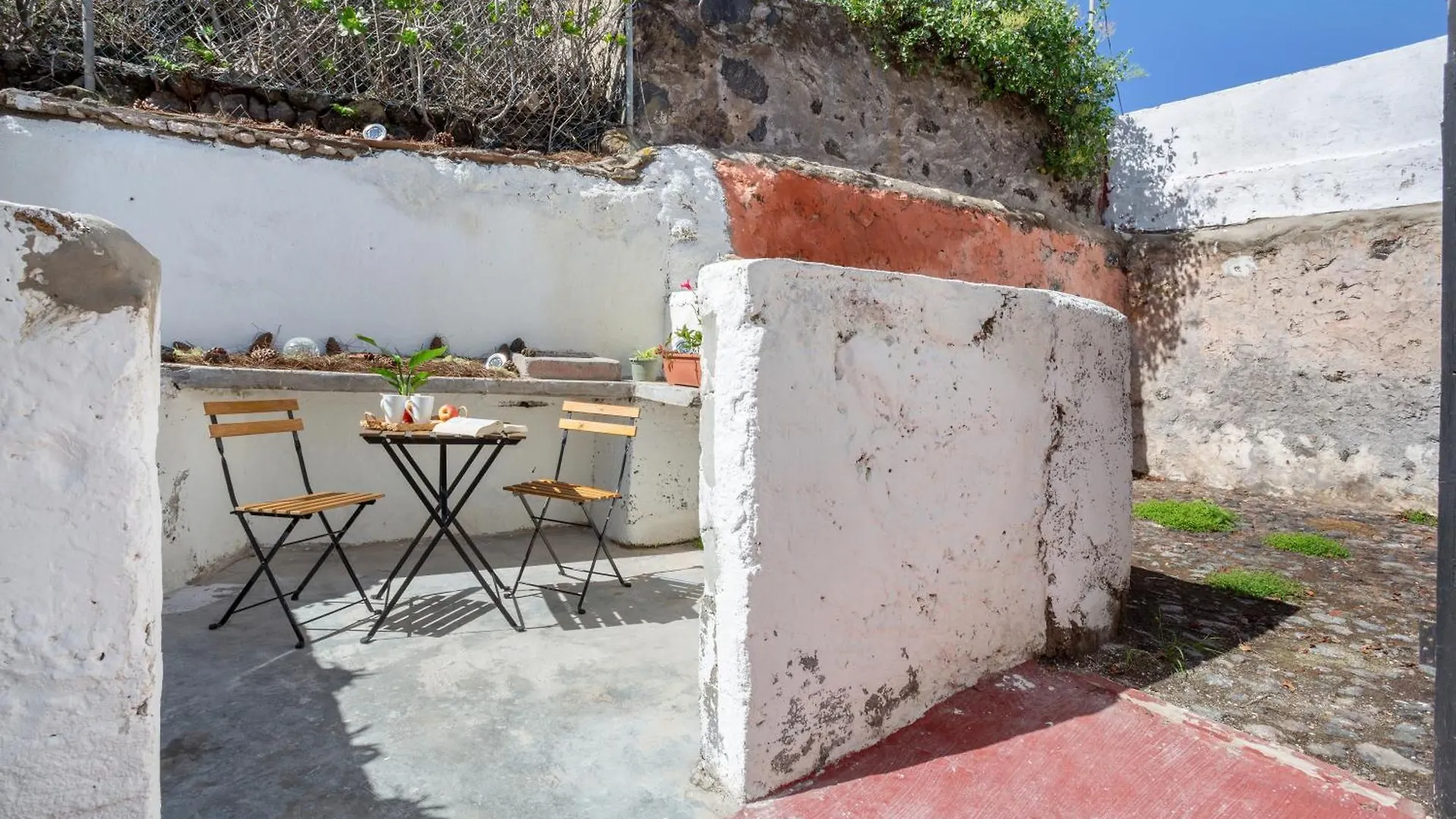 Un Jardin Al Mar Hotel Genoves 0*,  Spain