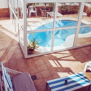 Aloe Vera Shared House Hostal